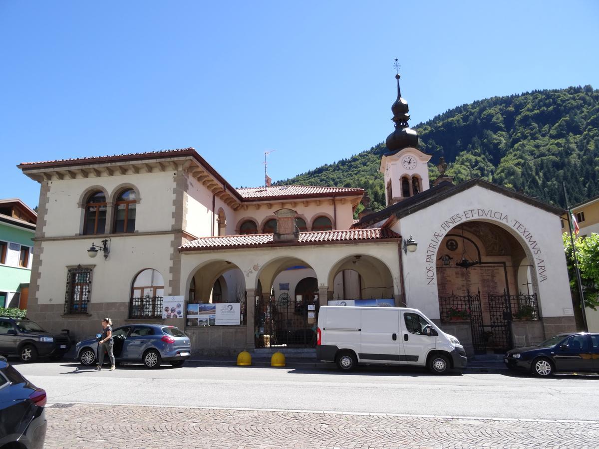 Hotel Galles Paluzza Exterior foto